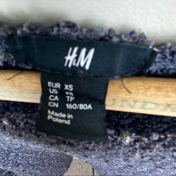 H&M ||  3/4 Sleeve "Roomy" Sweater; Size XS - Picture 8 of 10